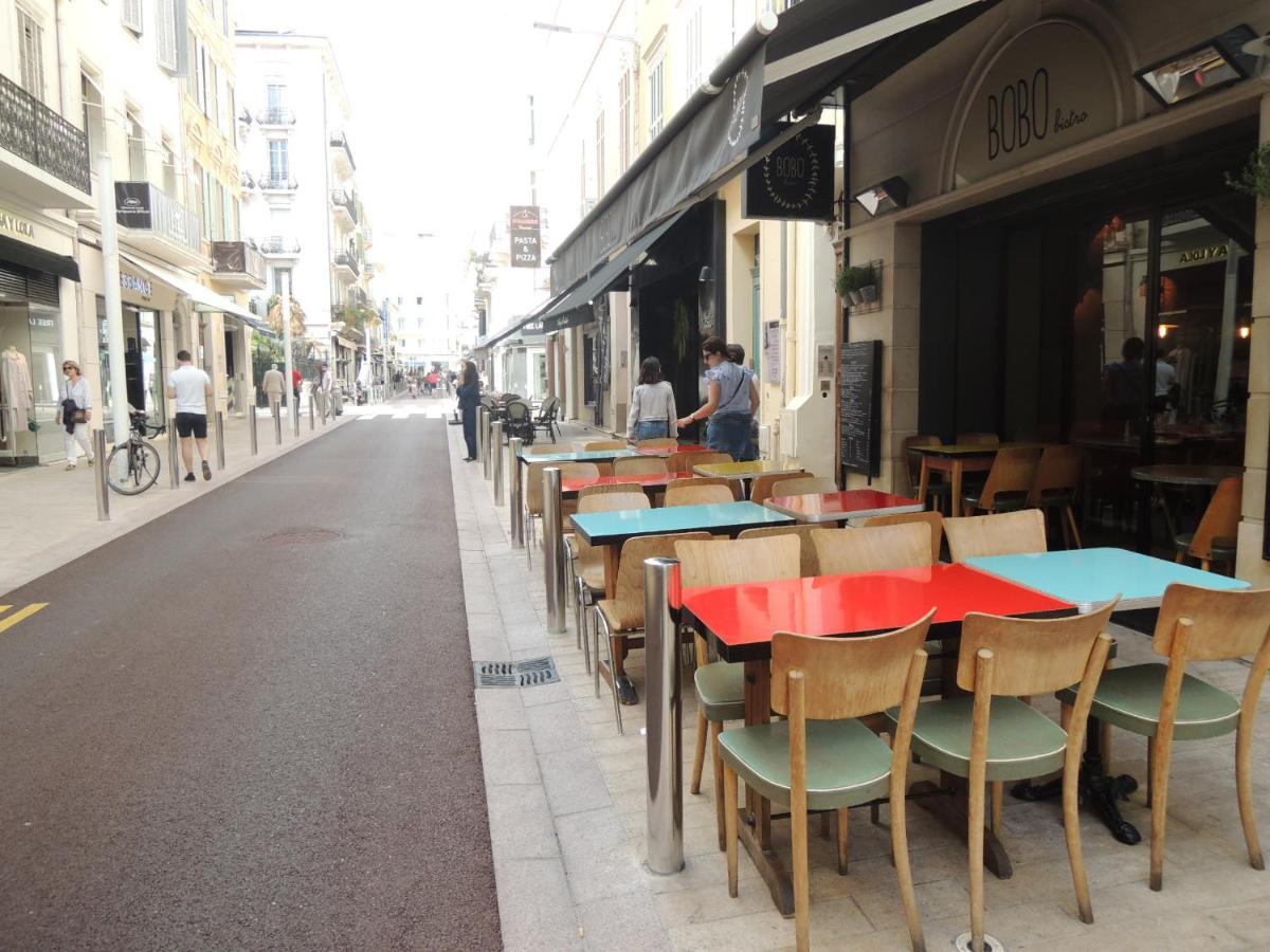 Luxury Family 2Br - Prime Location, Walk To Beach & Shopping, Sunny Balcony - Totolulu Cannes Hoche Exterior photo